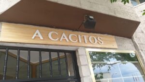Rótulo A Cacitos